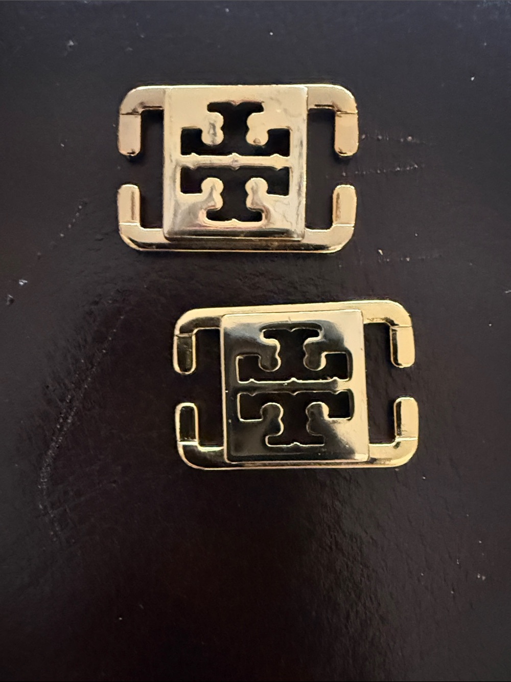 TURYBURCH gold color buckles can be used on shoes, purse accessories - Picture 5 of 9